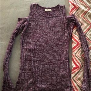 Hollister peep shoulder shirt